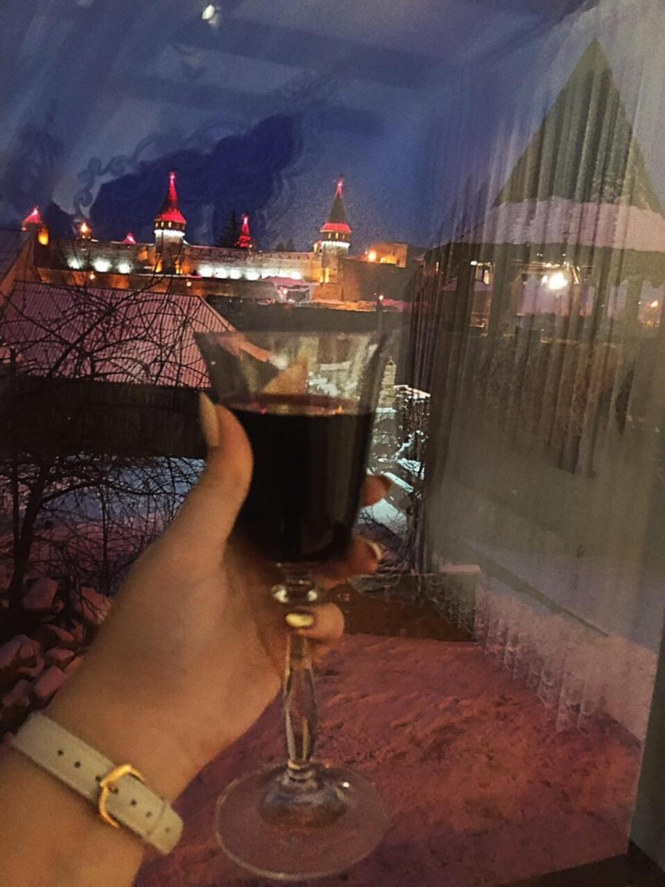 Hotel Nazar Stodolya Kam'janec'-Podil's'kyj Esterno foto